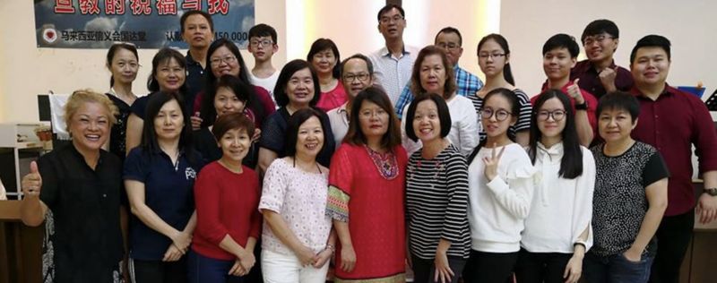 团契聚会后的合照。